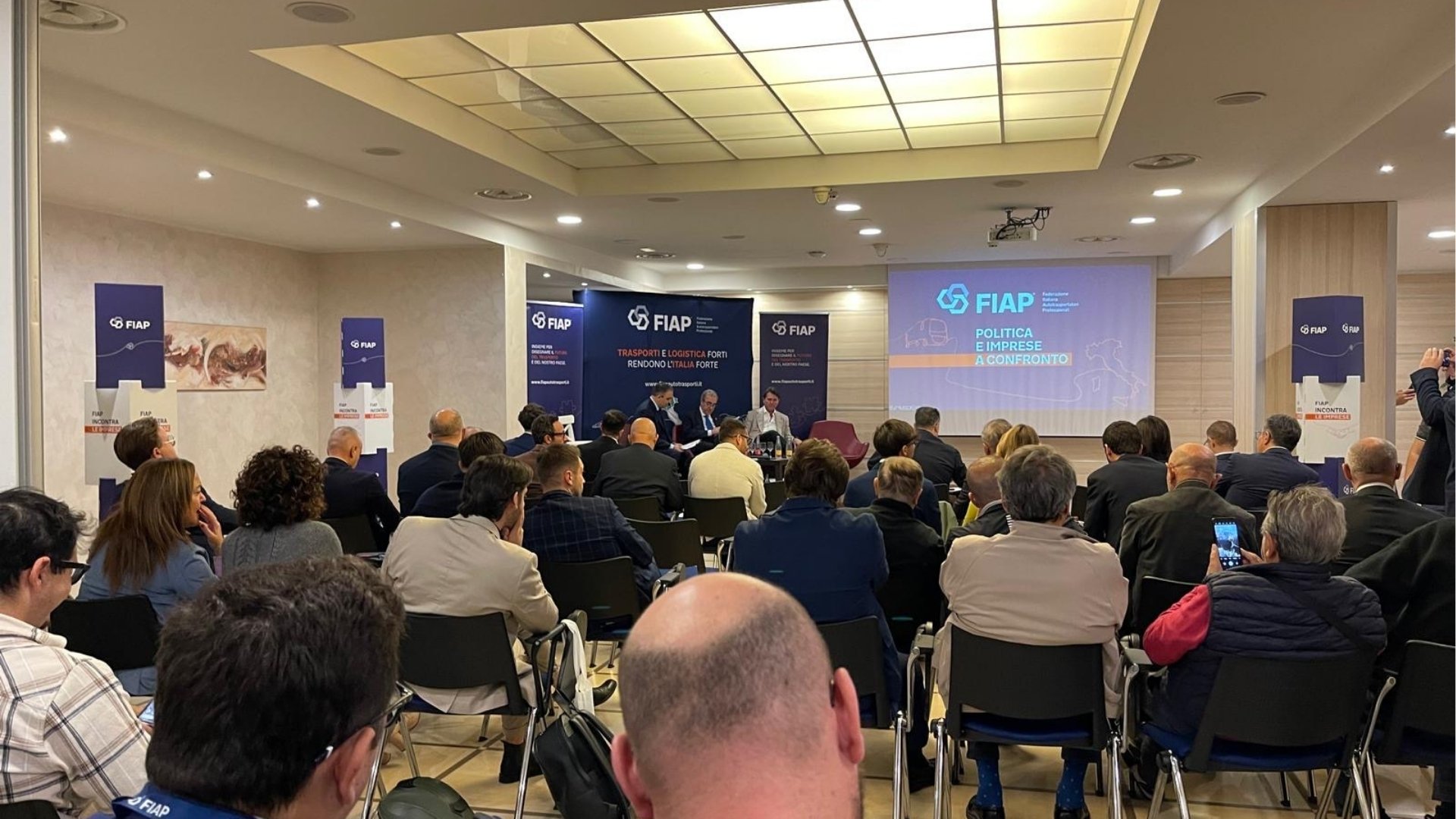 FIAP INCONTRA LE IMPRESE a Napoli  Cirielli e Cuccaro scelgono FIAP 1