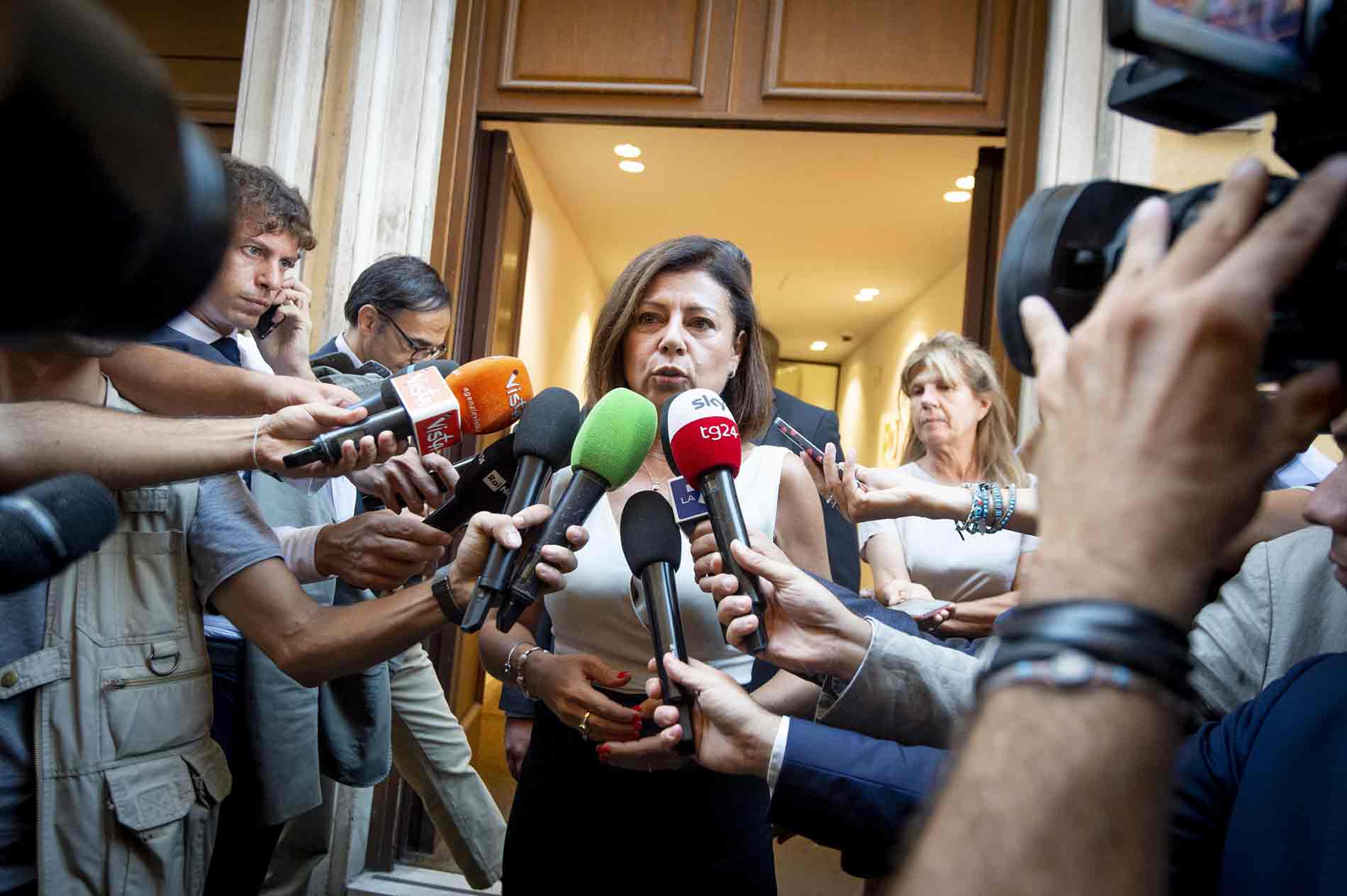 Ministro De Micheli 2019 002 1980x1200 v3