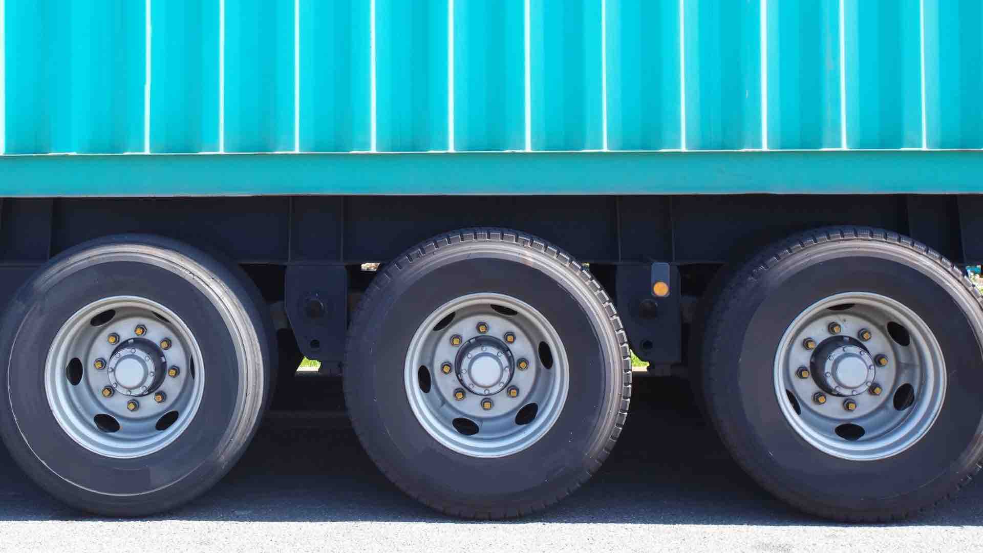 Semirimorchi giunti via mare