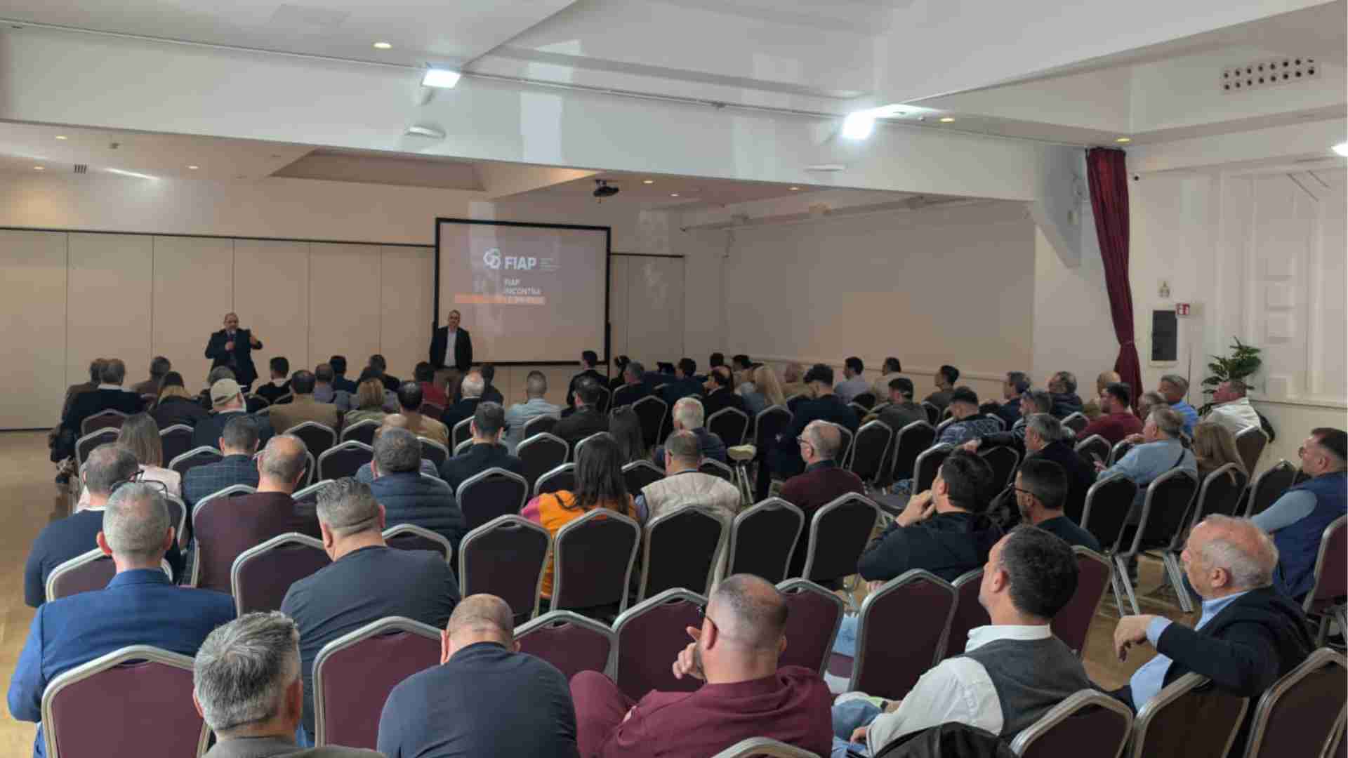 Autotrasporto siciliano al limite FIAP apre il tavolo con Regione e MIT dopo lincontro di Catania