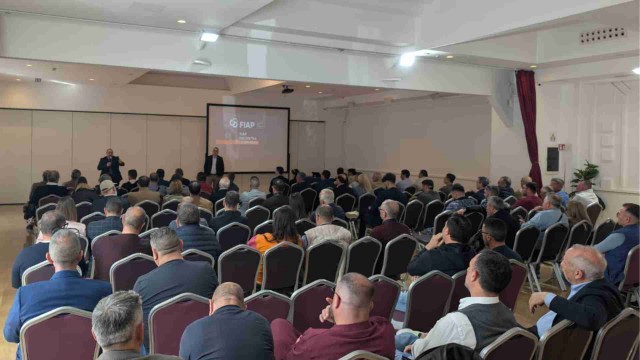 Autotrasporto siciliano al limite FIAP apre il tavolo con Regione e MIT dopo lincontro di Catania