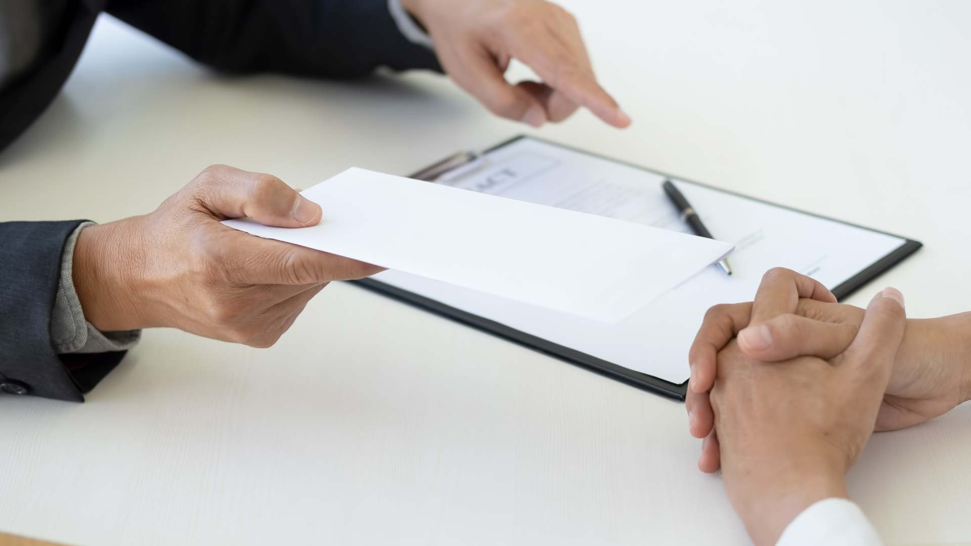 Dimissioni per fatti concludenti procedura e chiarimenti del Ministero del Lavoro