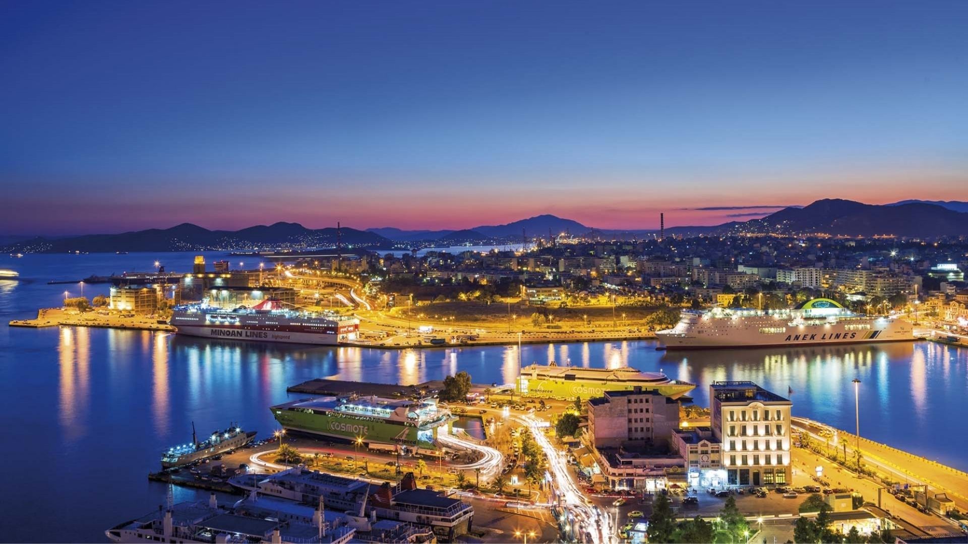 Trasporti Internazionali Grecia Sciopero nei porti greci La protesta annunciata avra inizio il 10 novembre ore 600 e terminera venerdi 12 alla stessa ora