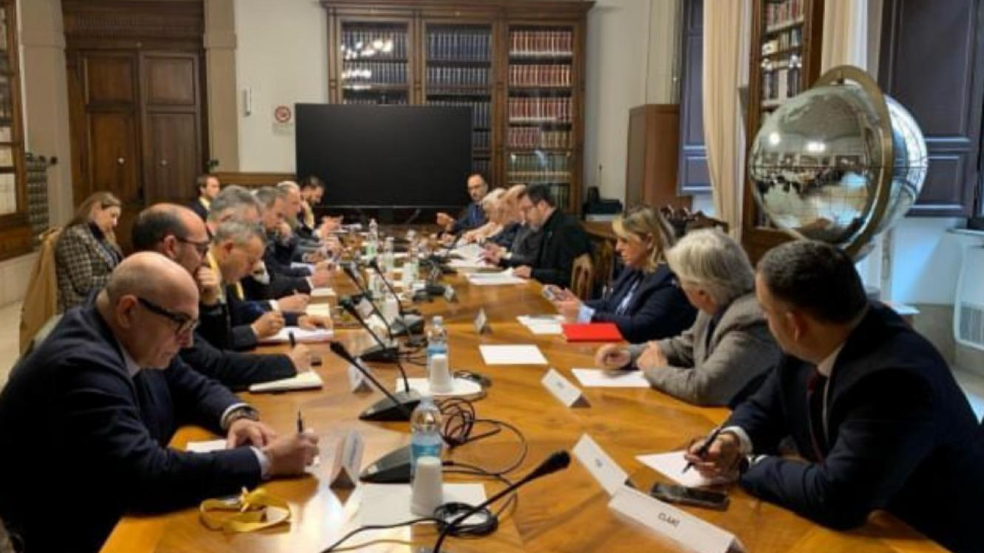 incontro Mit associazioni