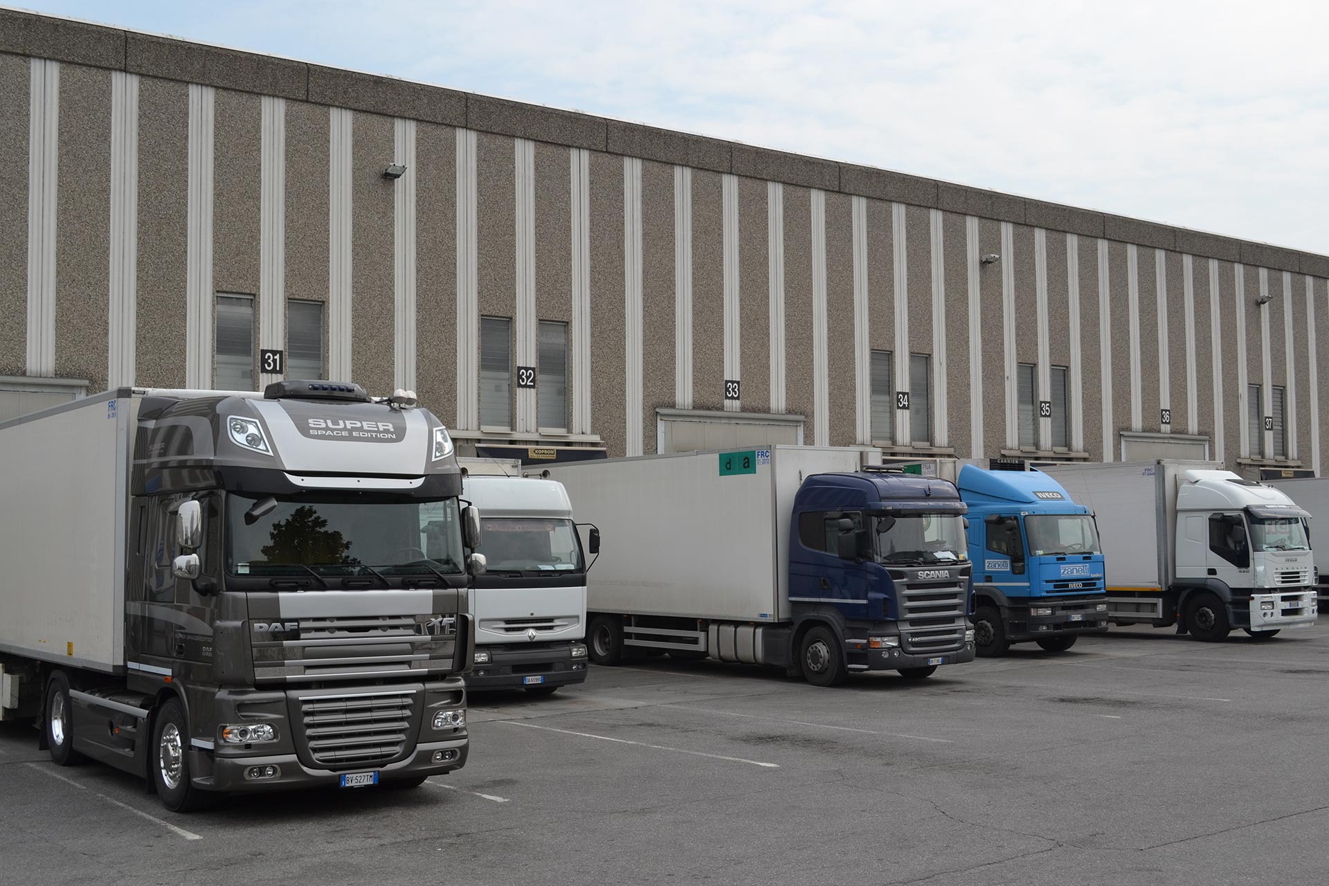 veicoli centro distribuzione 001 1920x1080 v2